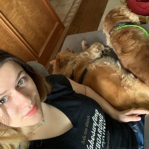 Meet your Posher, Nicole